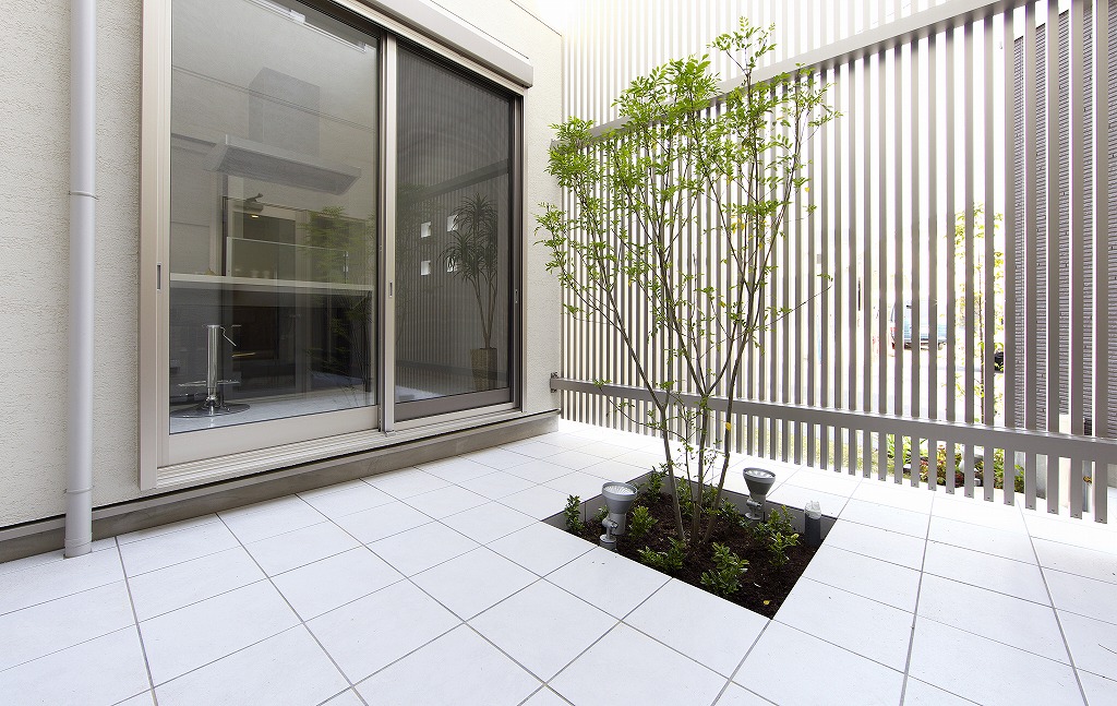 奈村工務店　コマ