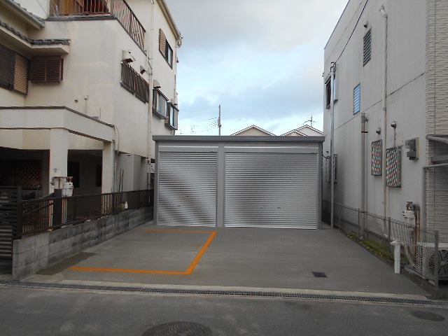 100人乗っても大丈夫 ガレージ 物置 施工例 工事状況 スタッフブログ 新着情報 スタッフブログ 枚方市で新築 注文住宅 建て替え リフォームなら奈村工務店