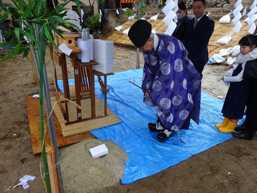 建て替え