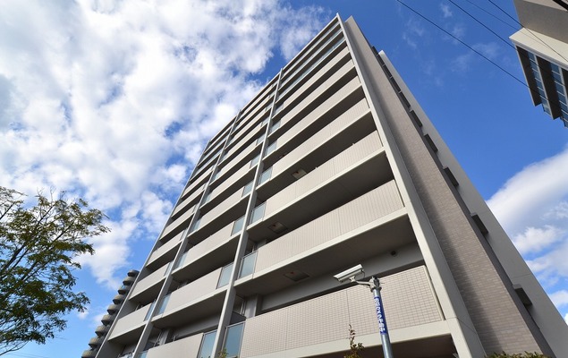 ロイヤルアーク津田駅前