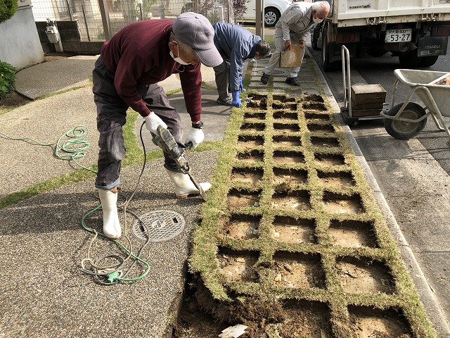 外構お庭ガレージまわりのぷちリフォーム 工事状況 スタッフブログ 新着情報 スタッフブログ 枚方市で新築 注文住宅 建て替え リフォームなら奈村工務店