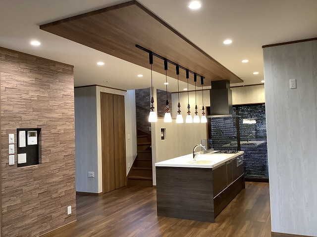 注文住宅建て替え八幡市