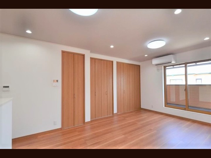 2F　LDK16.347帖3連クローゼット