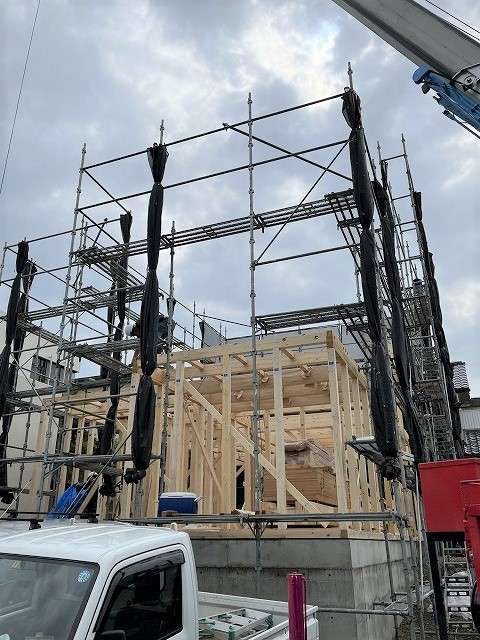 レジアス男山松里 織田様邸棟上げ工事