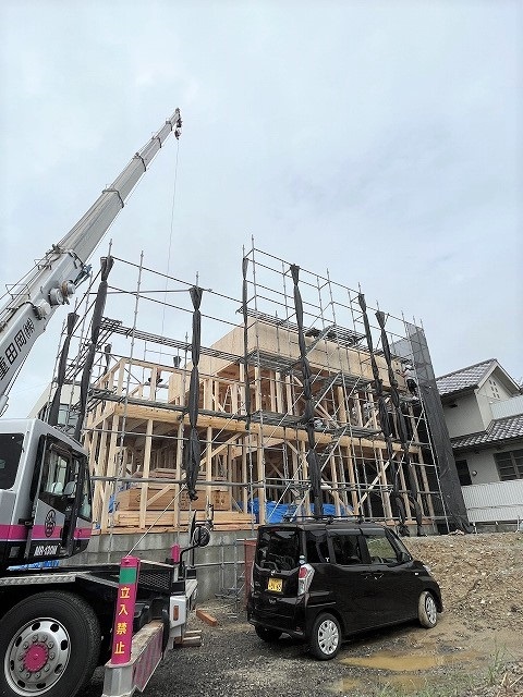 レジアス男山松里 織田様邸棟上げ工事