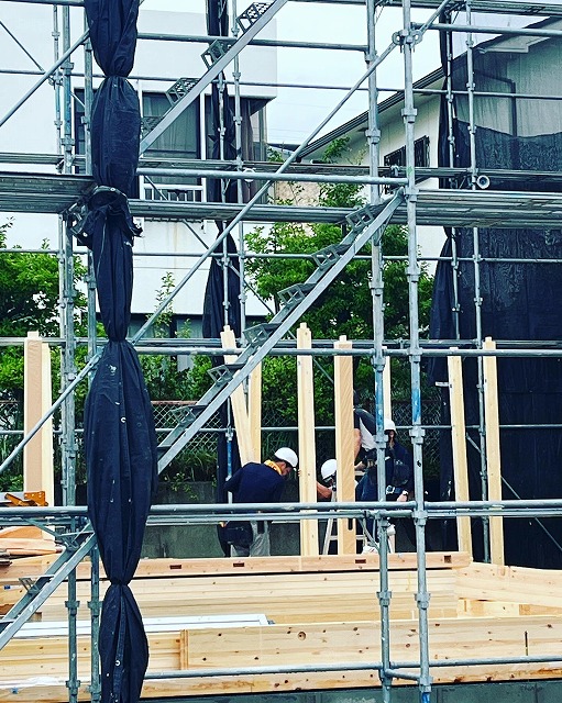 レジアス男山松里 織田様邸棟上げ工事