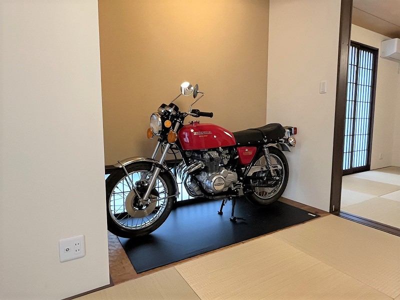 CB400FOUR