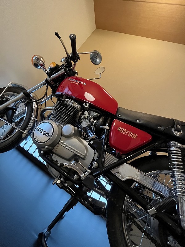 CB400FOUR
