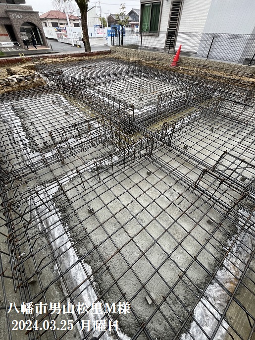 八幡市男山松里基礎写真3