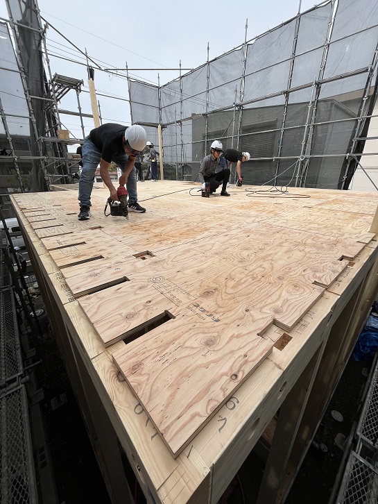 男山松里Ｍ様邸棟上げ11