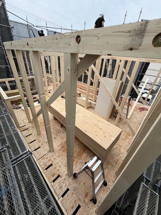 男山松里Ｍ様邸棟上げ14