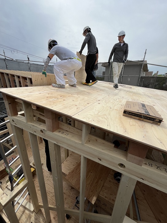 男山松里Ｍ様邸棟上げ28