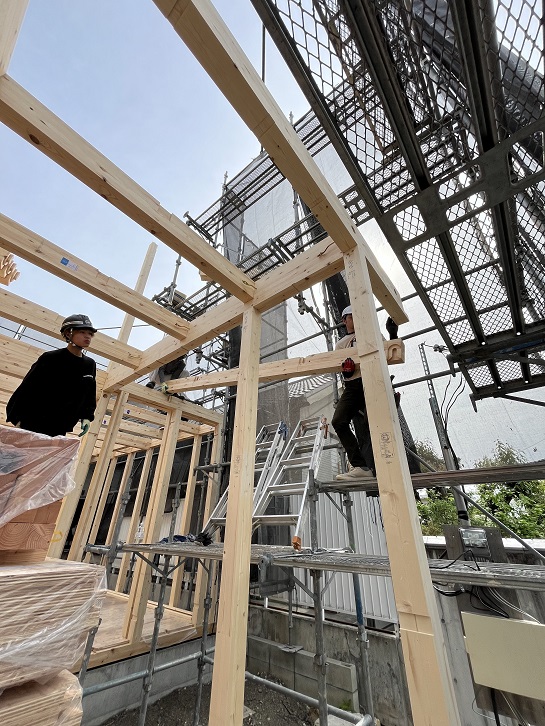 男山松里Ｍ様邸棟上げ8