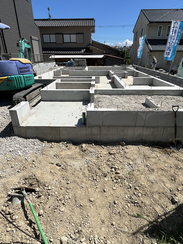 寝屋川市八幡台4