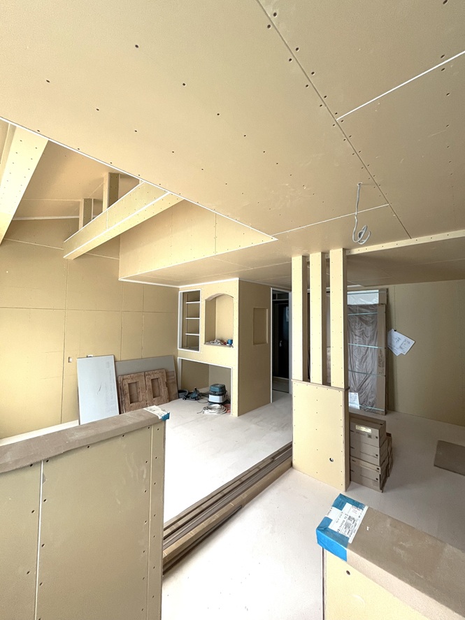 寝屋川市八幡台2