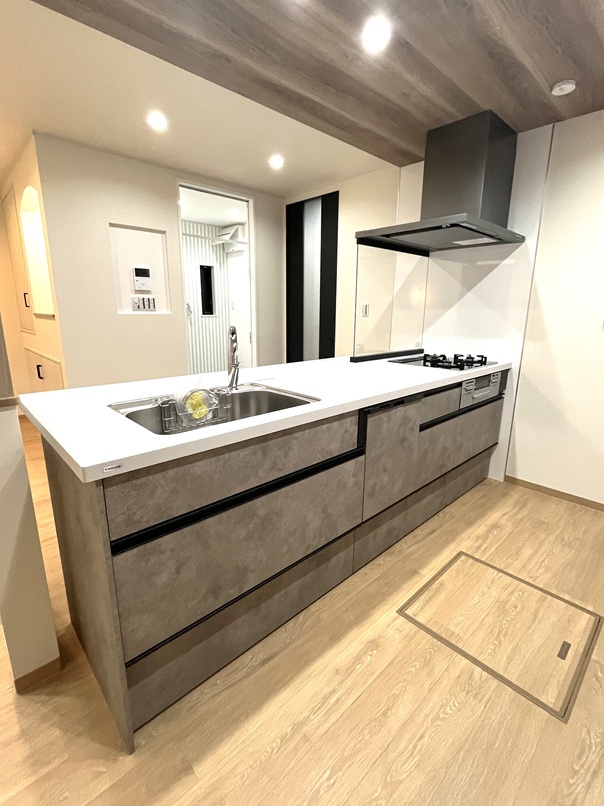 寝屋川市八幡台6