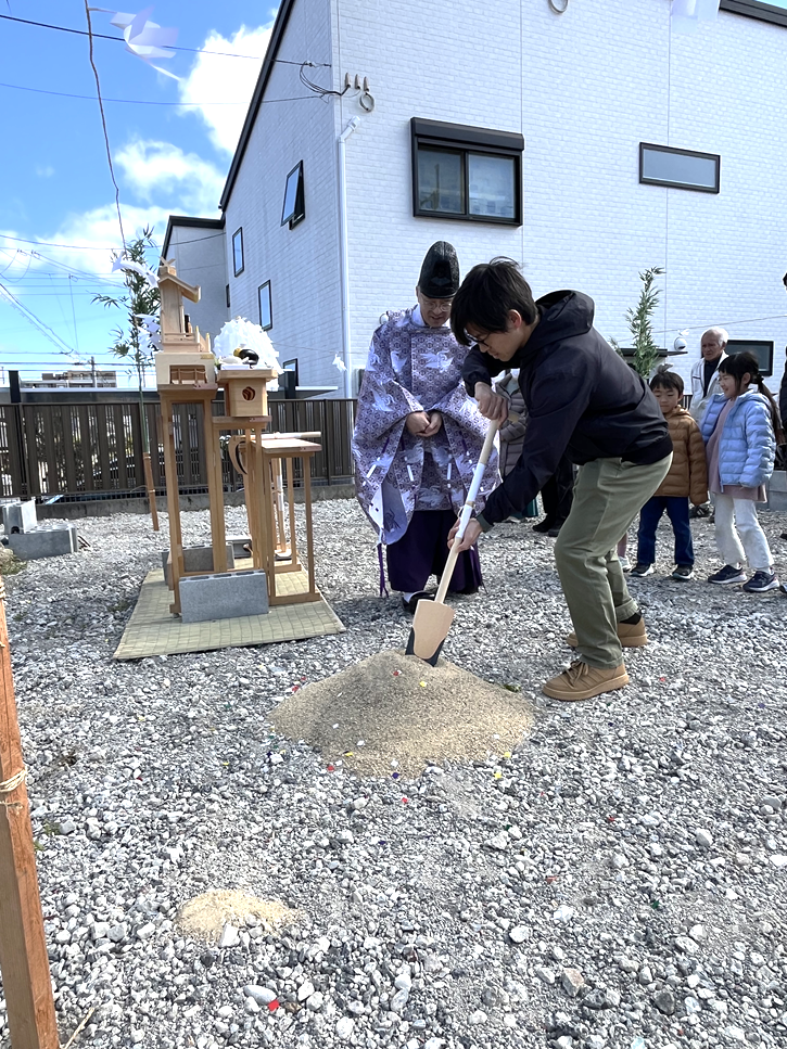 中路様地鎮祭9
