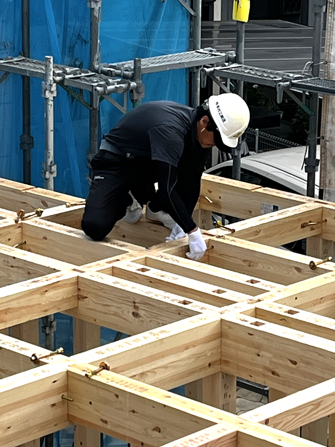 枚方市注文住宅F様邸の棟上げ工事7