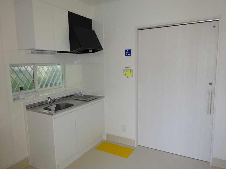 キッチンスペース＆玄関