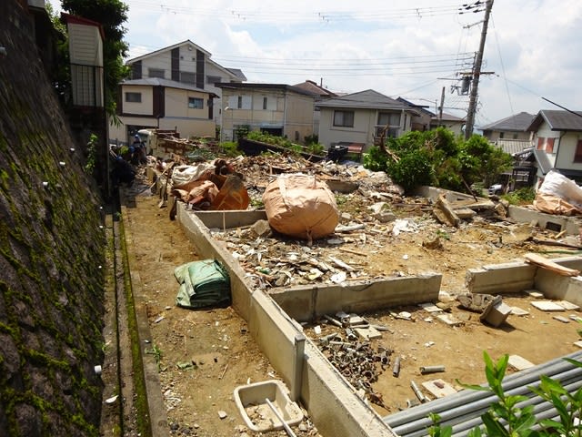 日生長尾台住宅自治会館
