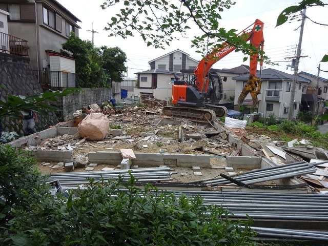 日生長尾台住宅自治会館