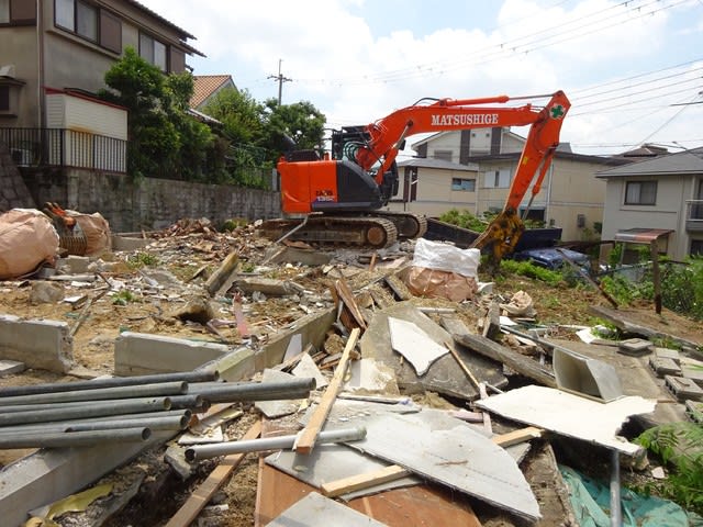 日生長尾台住宅自治会館