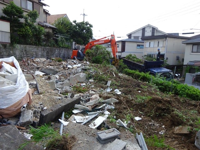 日生長尾台住宅自治会館