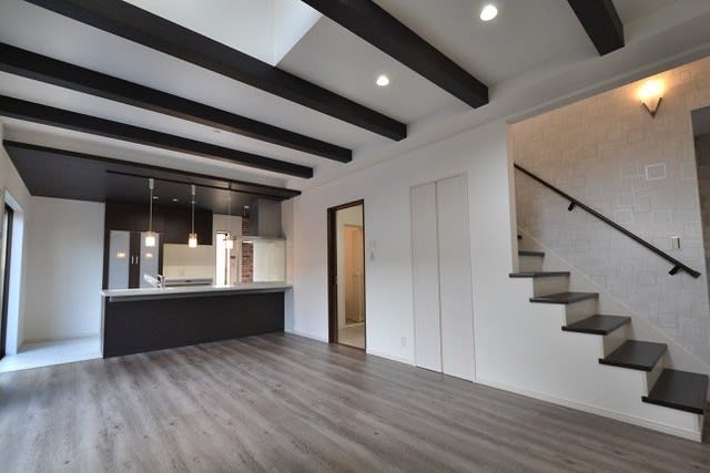 自由設計　星丘　　完成