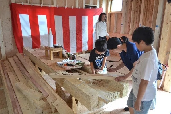 奈村工務店　上棟式