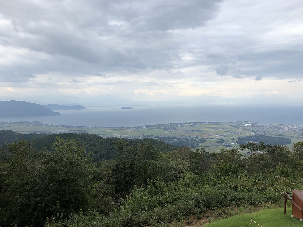 箱館山　パフェ専門店ＬＡＭＰ