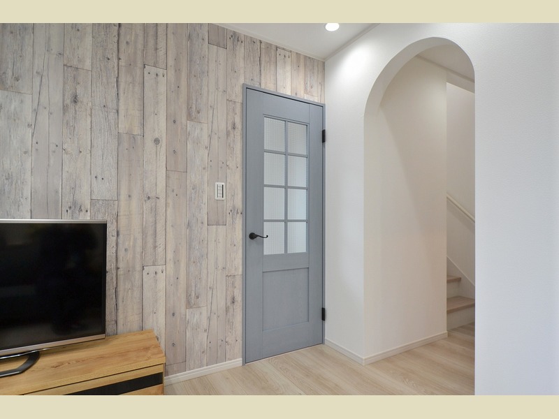 アーチ型ホール入り口