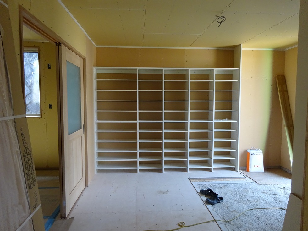集会所建替　建て替え　玄関収納